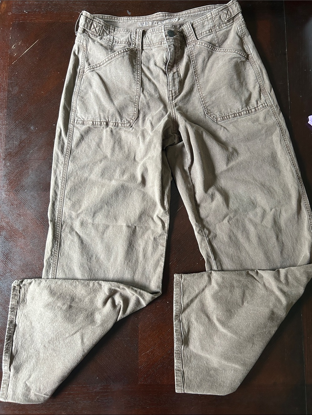 American Eagle Outfitters Men's Tan Chinos - Straight Fit